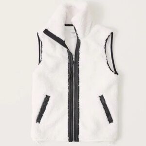 Abercrombie & Fitch White Sherpa Fleece Vest XL Women’s Cozy Zip Up Jacket